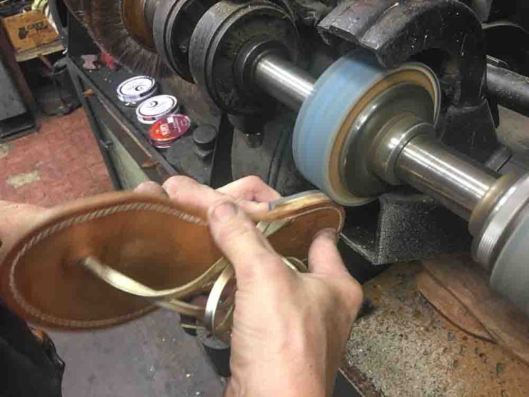 Caring Touch Tailors & Shoe Repairs